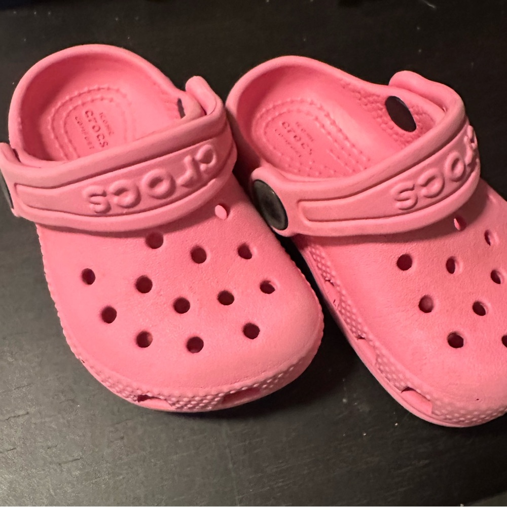 CROCS Kids Bright Pink Sandals